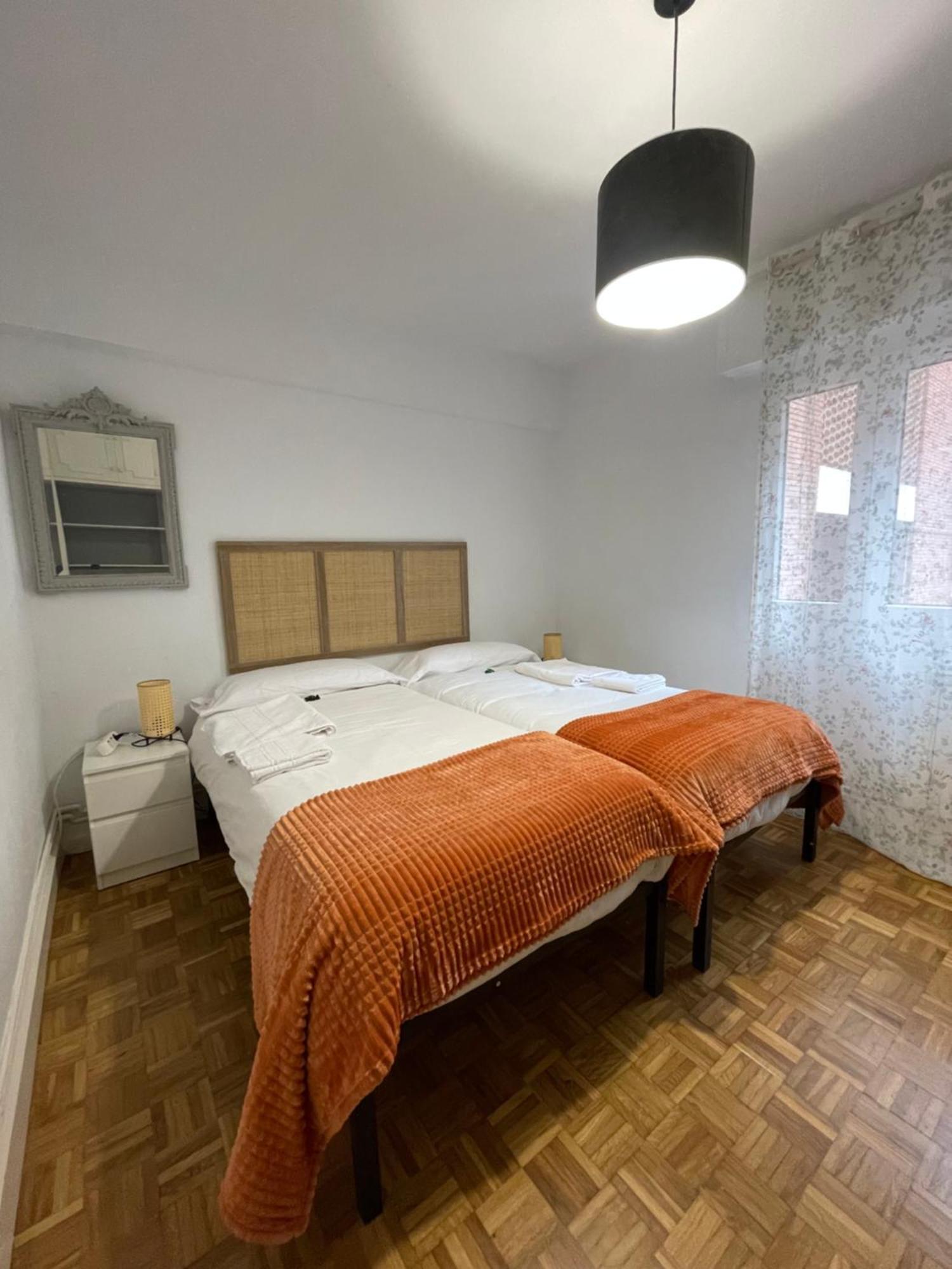 Apartamento En Getxo. Cercano Al Puerto Viejo Bagian luar foto